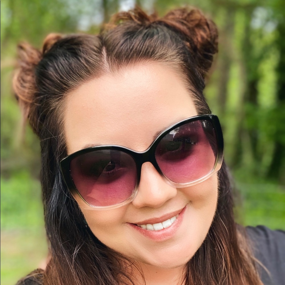 Meet your Posher, Chelsey